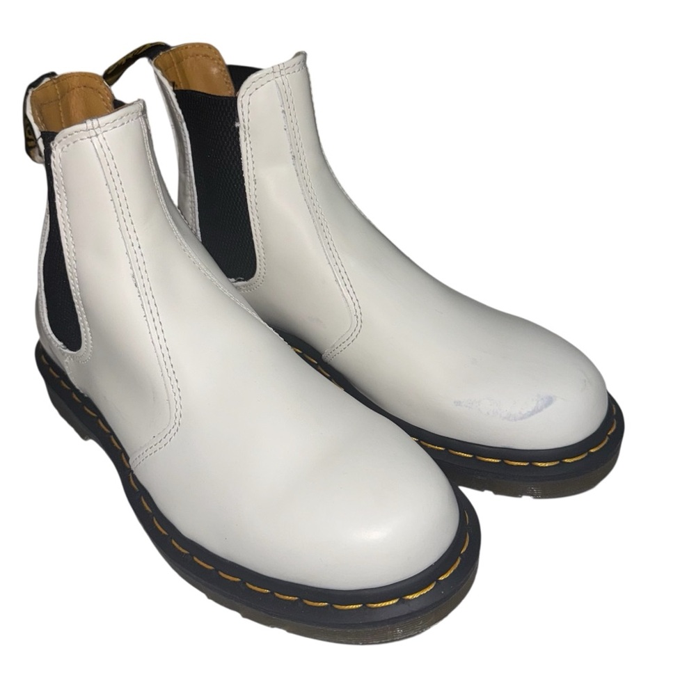 Doc Martens White Chelsea Boots 2976 Dr. Martens, Women’s Size 8 Women / 7 Men